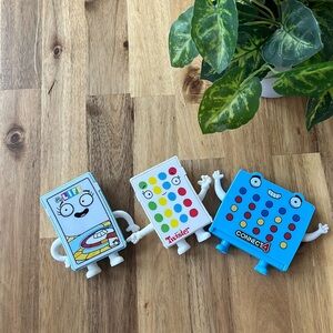 2020 McDonald’s Happy Meal Finger Twister, The Game of Life, Connect4 Mini Game
